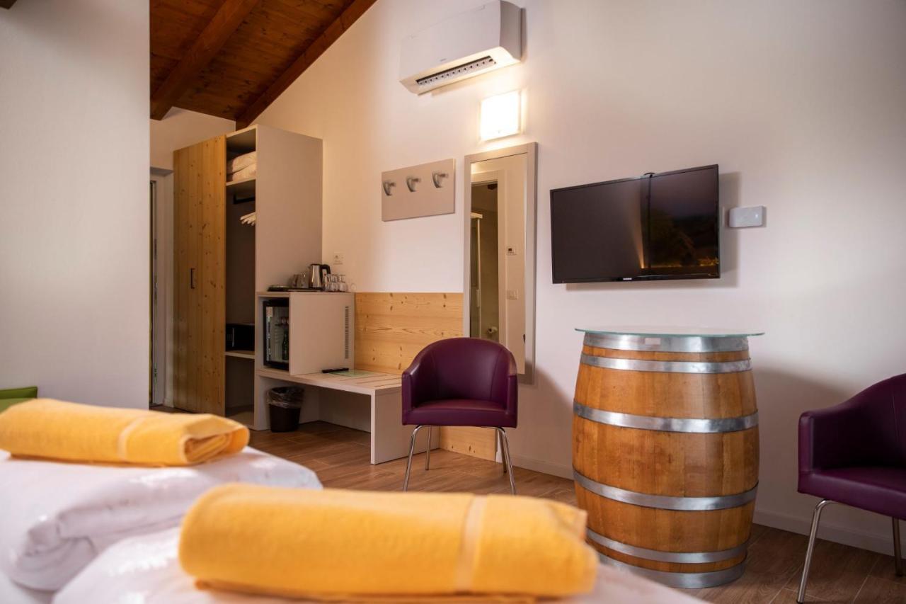 Maso Agritur Santa Lucia Bed & Breakfast Dro Dış mekan fotoğraf