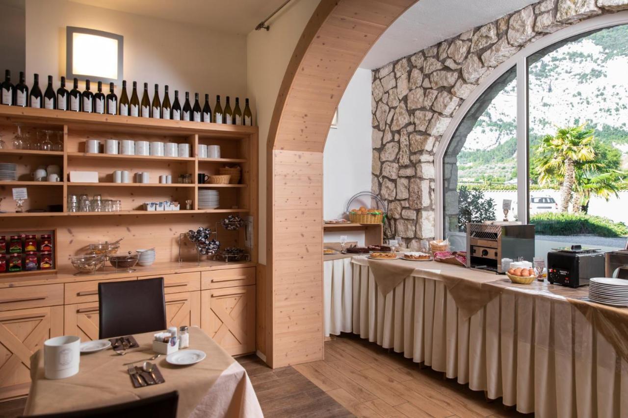 Maso Agritur Santa Lucia Bed & Breakfast Dro Dış mekan fotoğraf