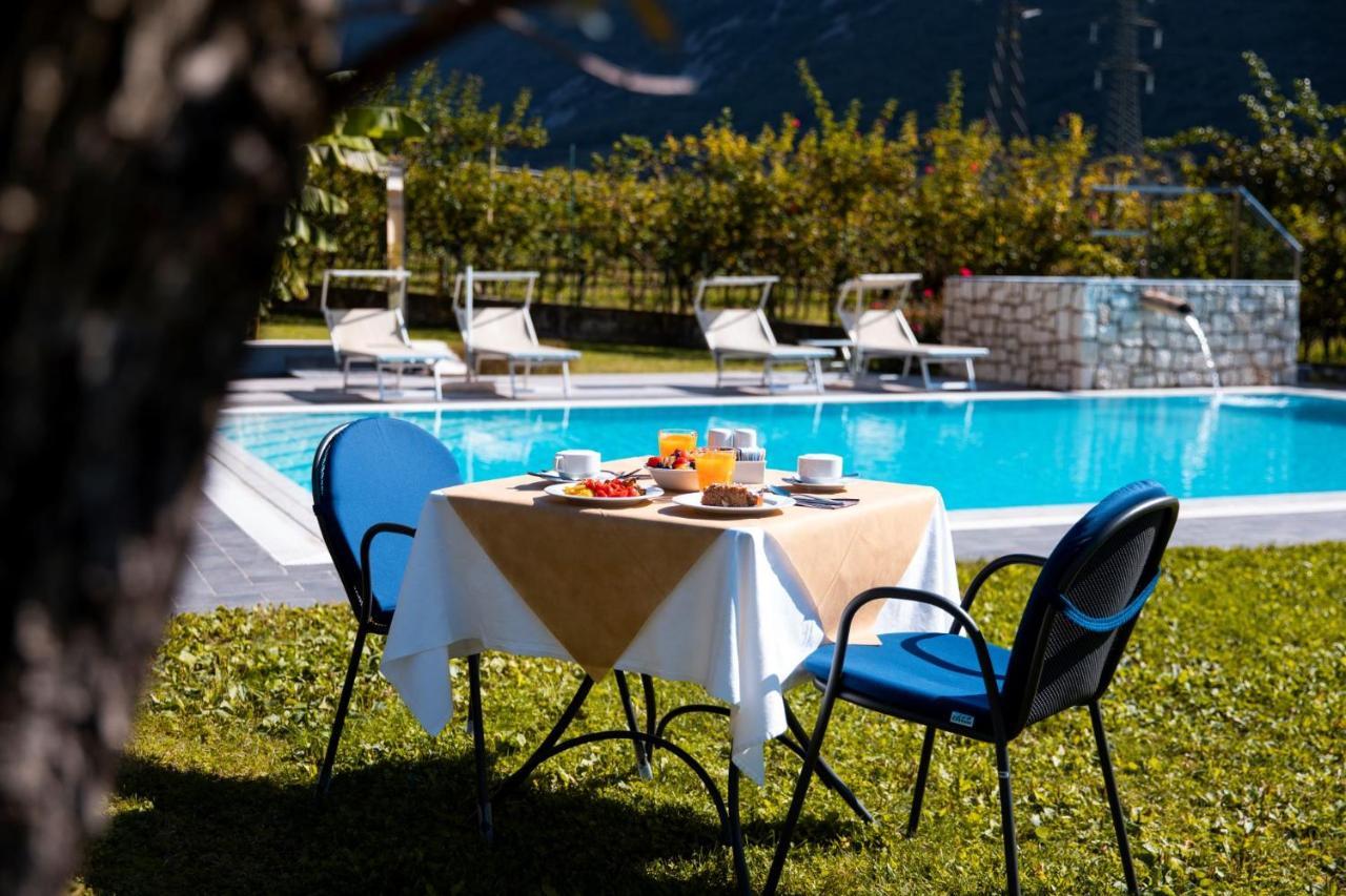 Maso Agritur Santa Lucia Bed & Breakfast Dro Dış mekan fotoğraf