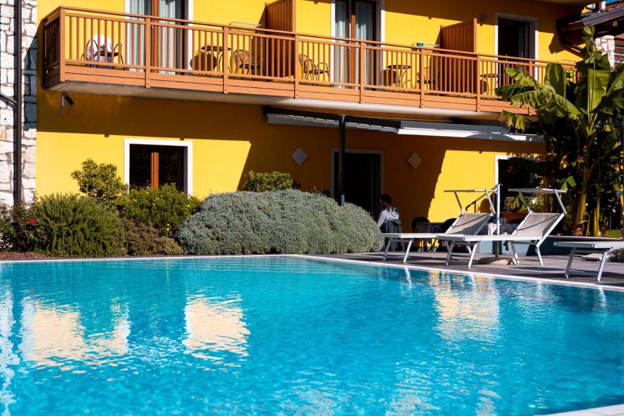 Maso Agritur Santa Lucia Bed & Breakfast Dro Dış mekan fotoğraf