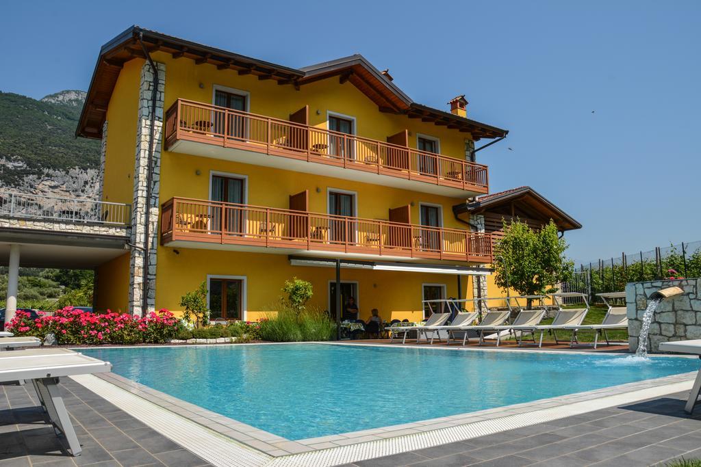 Maso Agritur Santa Lucia Bed & Breakfast Dro Dış mekan fotoğraf